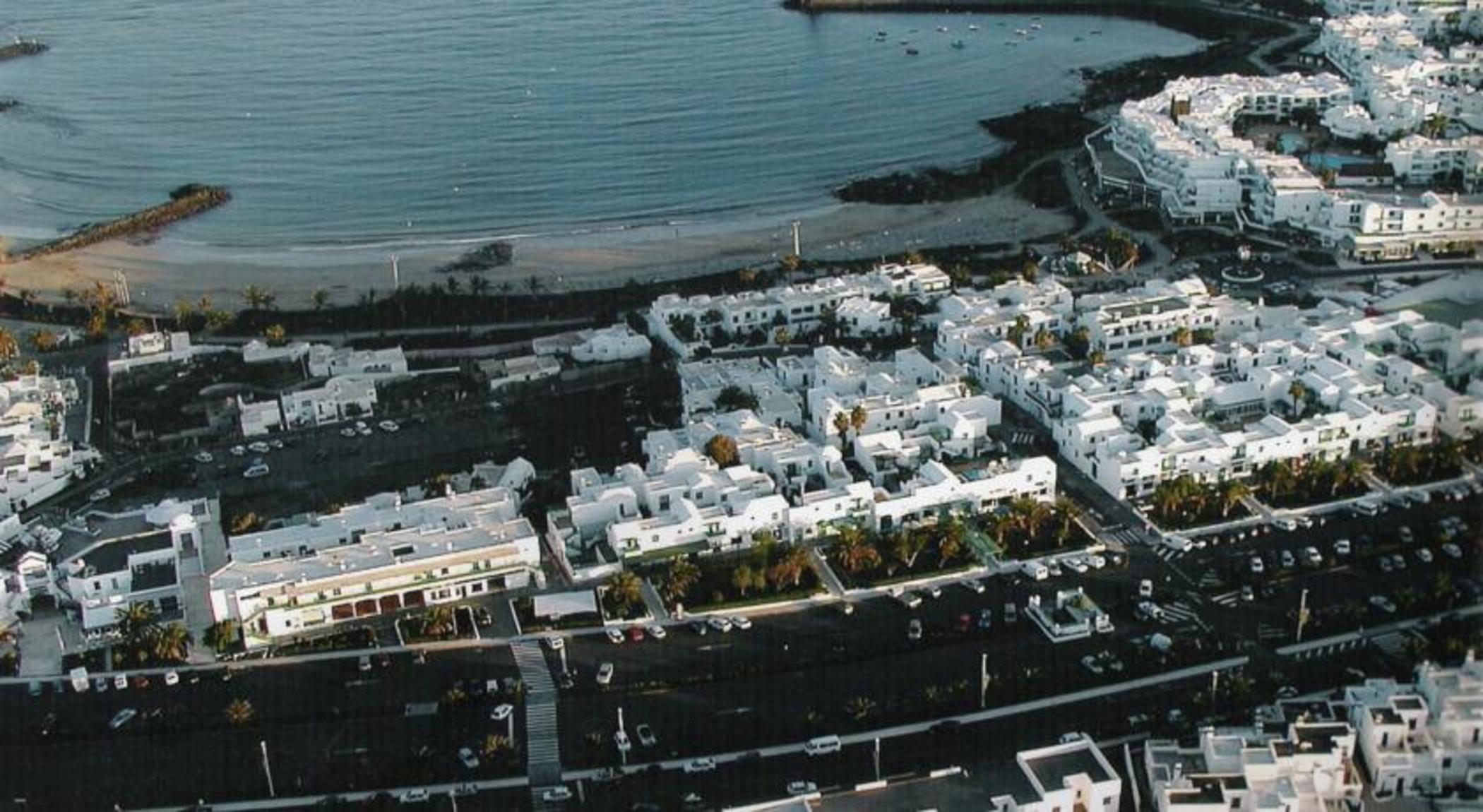 Apartamentos Celeste Costa Teguise Exterior photo