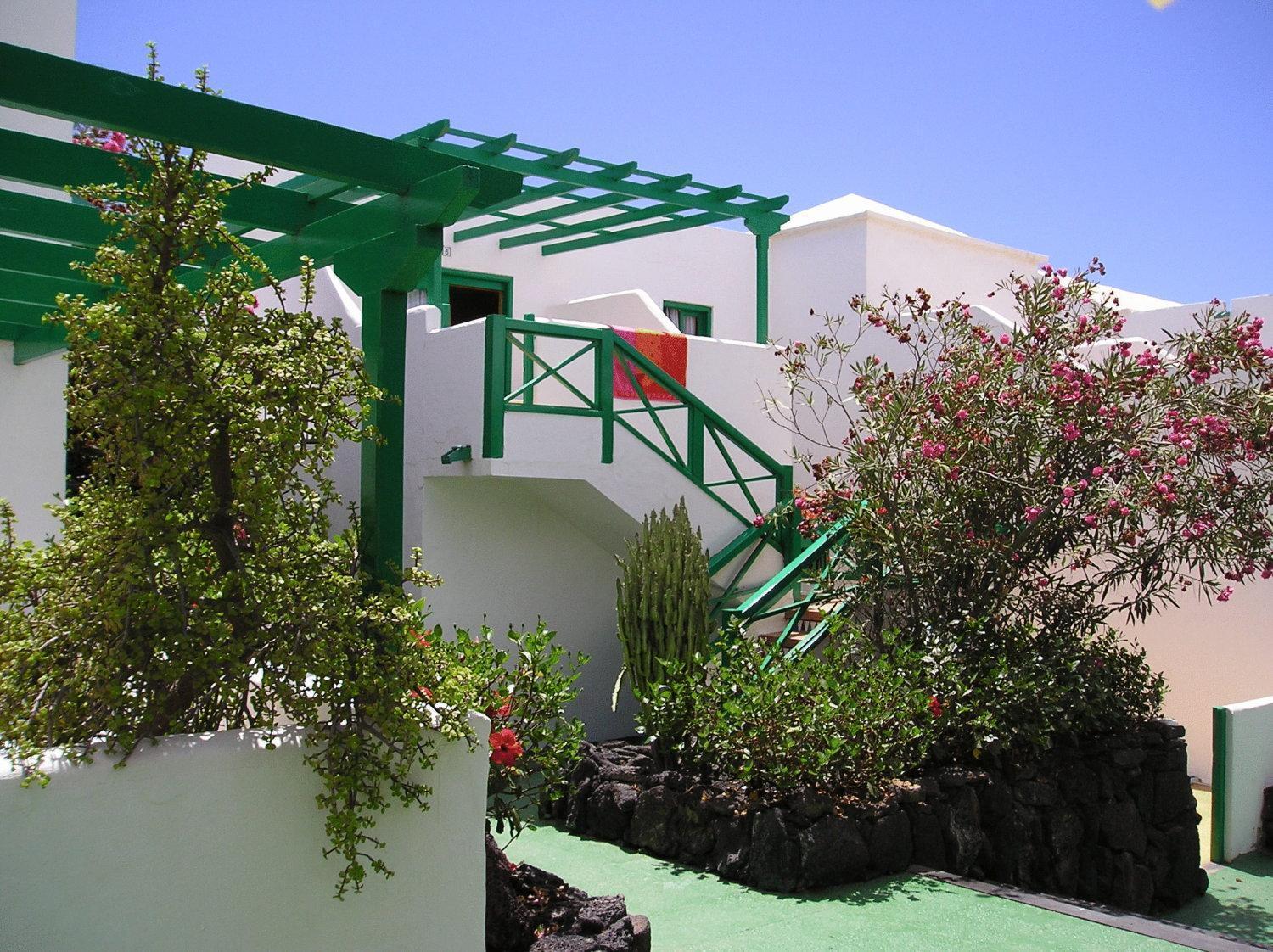 Apartamentos Celeste Costa Teguise Exterior photo