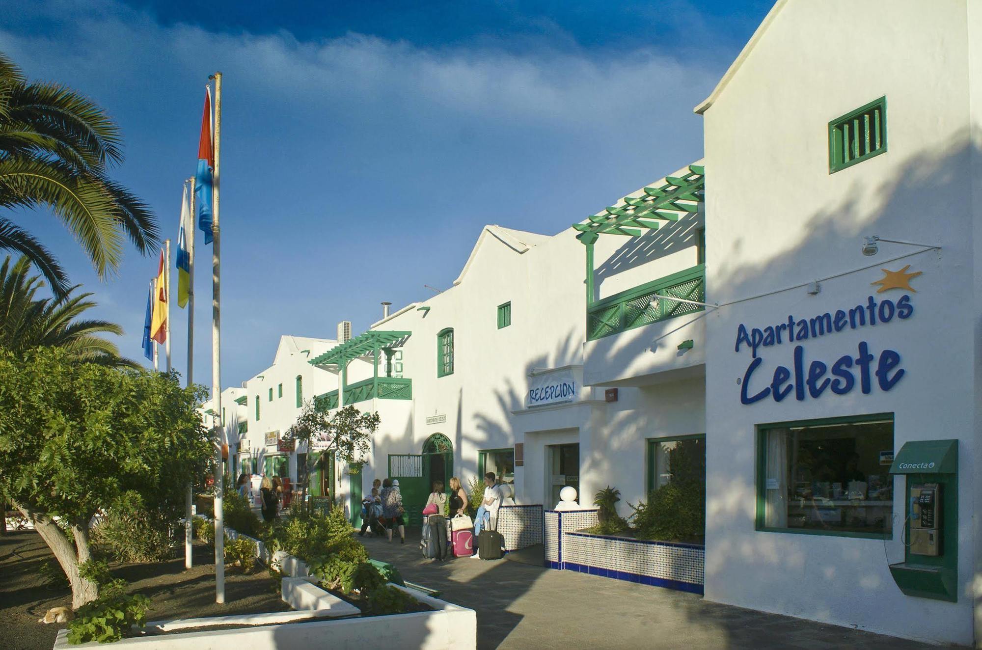 Apartamentos Celeste Costa Teguise Exterior photo